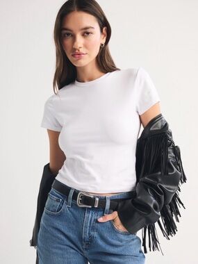 NWT Abercrombie White Baby Tee XL | Cropped Slim Fit SoftAF Cotton Essential Top